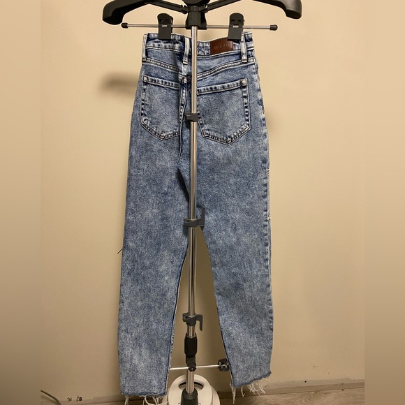 Hollister Jeans with Plaid Patches (size W23 L27) - Picture 2 of 3